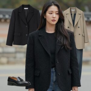 미쏘 블랙 트위드 자켓을 입은 여성의 데일리 코디