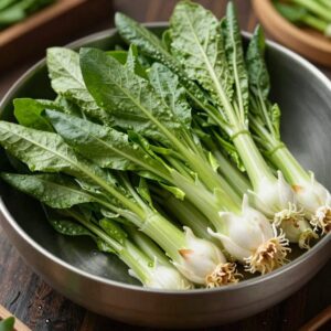 쑥버무리 재료를 찜기에 포슬포슬하게 담는 모습