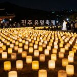 진주 유등축제 야경 - 남강 위에 떠 있는 다양한 모양의 등불들이 황홀한 분위기를 자아냄