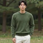 김빈우 인스타그램에서 공개한 올리브 그린 니트와 화이트 팬츠 패션