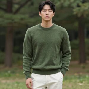 김빈우 인스타그램에서 공개한 올리브 그린 니트와 화이트 팬츠 패션
