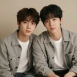 NCT 도영 형 배우 공명 근황 배우 공명과 NCT 도영 형제가 다정하게 포즈를 취한 사진. 두 사람은 훈훈한 비주얼과 닮은꼴 외모로 팬들의 사랑을 받고 있다.