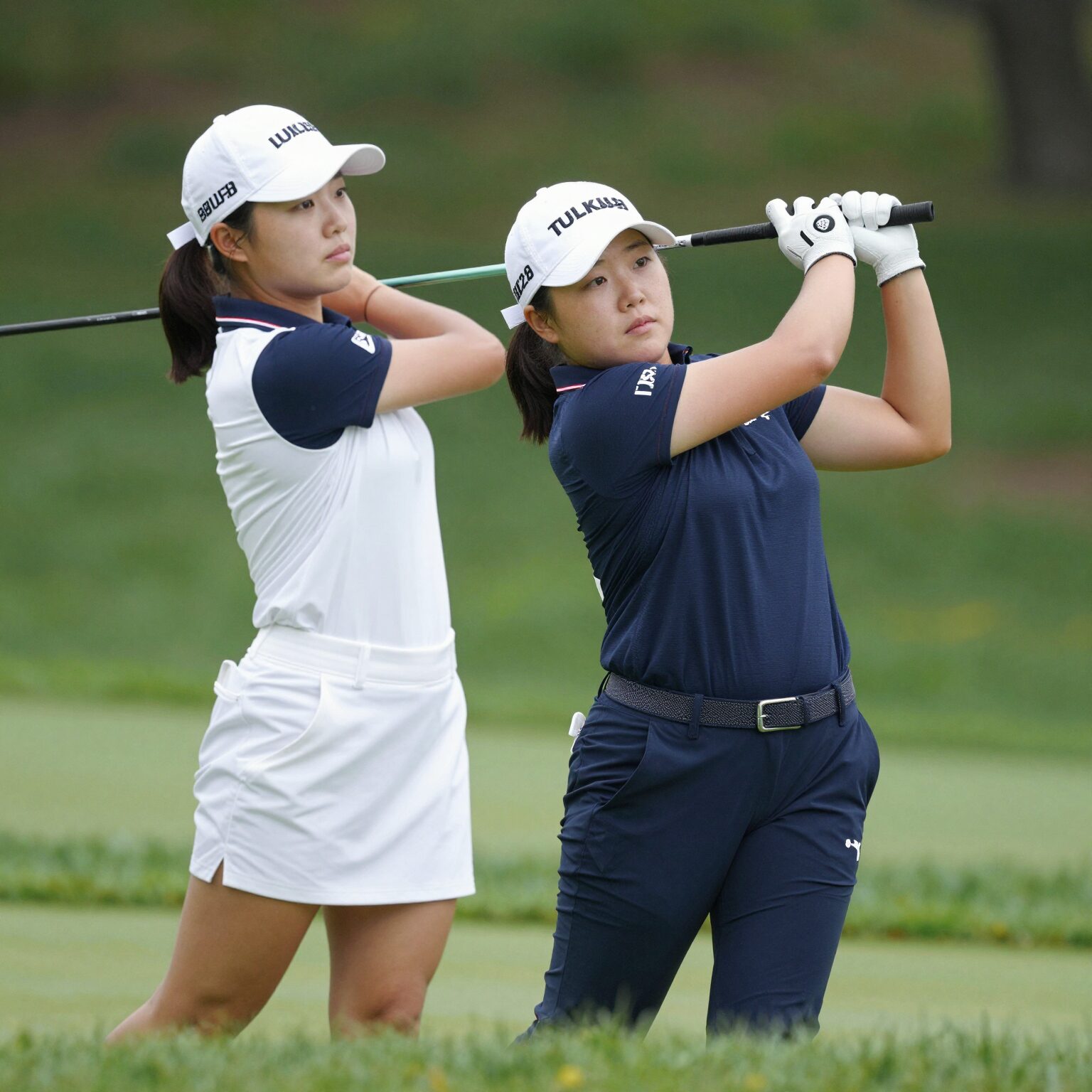 김효주와 최혜진이 2026 LPGA 다우 챔피언십 3라운드에서 포섬 경기를 펼치며 호흡을 맞추고 있는 모습