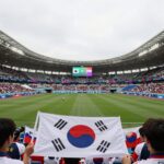 한국 체코전 경기시간 중계 채널 2026 북중미 월드컵 대한민국과 체코의 경기가 열리는 에스타디오 아크론의 전경. 태극기와 체코 국기가 보인다.