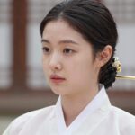 이정은 배우 프로필과 연기 인생 배우 이정은의 최근 사진, 차분하면서도 카리스마 있는 표정