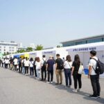 코엑스 유교전 완벽 정리 팁과 혜택 코엑스 유아교육전 북메카 부스 앞에 긴 줄이 늘어선 모습