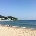 하조대 해수욕장 인근 숙소에서 바라본 바다 전망